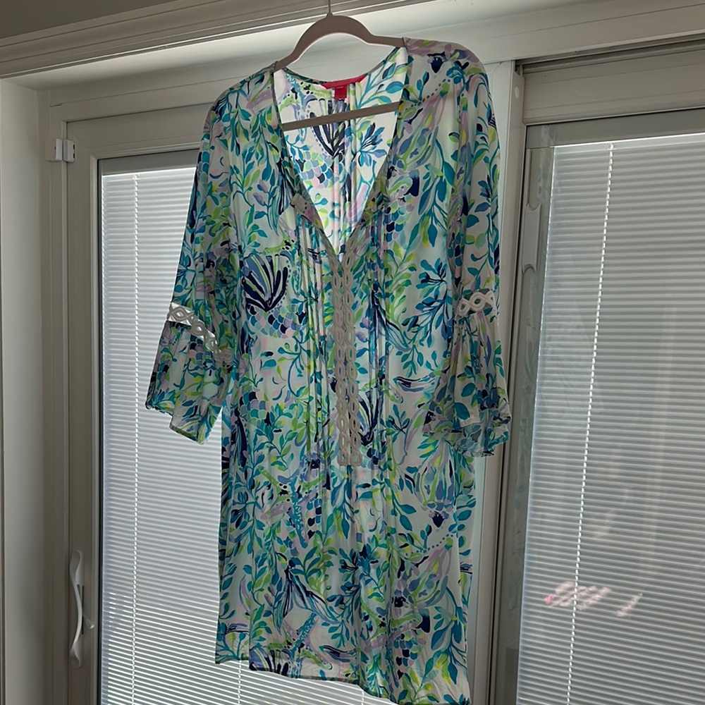 Lilly Pulitzer Blue and Green Midi Dress with V-Neck and 3/4 Sleeves